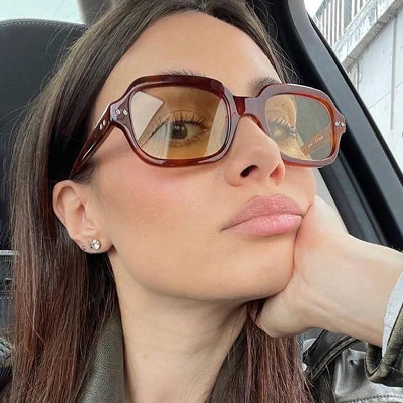 

2025 Vintage Punk Rivets Men Sunglasses Shades UV400 Fashion Jelly Color Square Women Sun Glasses y2k Girls Eyewear