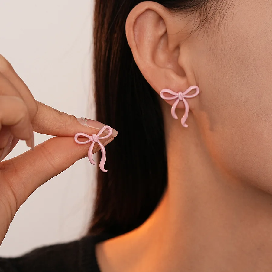 Spray Painted Bow Earrings for Women Sweet Pink Bowknot Stud Earrings Summer Fashionable Vacation Party Ear Jewelry