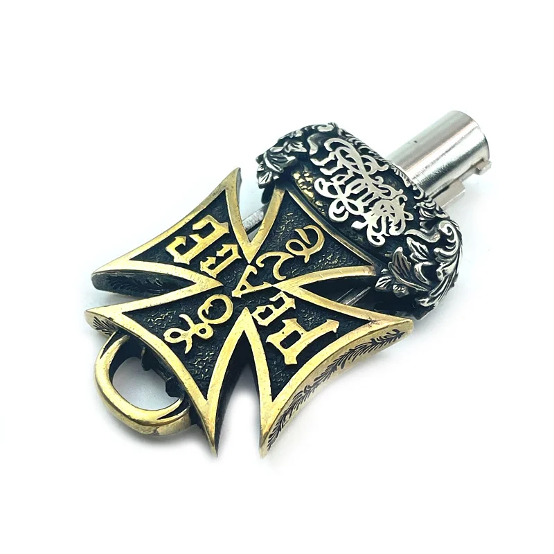 Metal Skull Head Key For Harley Touring Street Glide Road Glide Road King Dyna Softail Fat Boy V-Rod Blank Key Uncut Blade