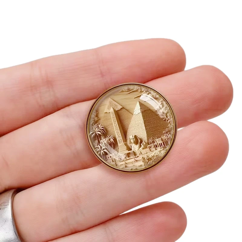 Vintage Egyptian Landmark Brooch Pin Golden Egypt Pyramid Sphinx 3D Relief Badge Fashion Jewelry Gift for Travel Lovers Souvenir