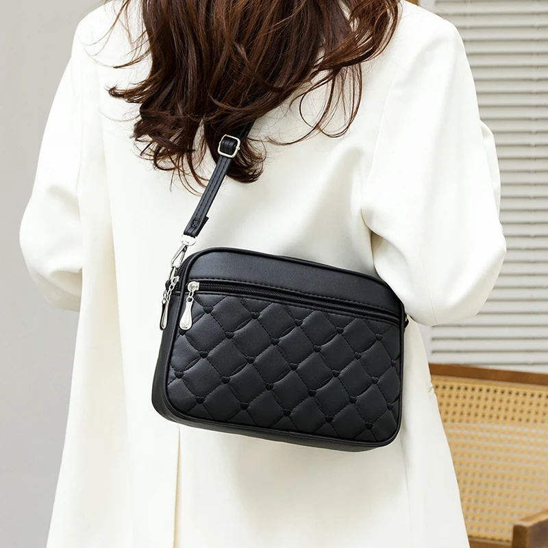 Women's Sling Shoulder Small Square Handbag Quilted Design PU Leather Crossbody Bag Versatile Messenger Bag