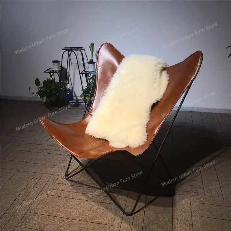 

Классические дизайнерские кресла для гостиной: трендовые, простые, эргономичные, удобные одноместные кресла-шезлонги для дома и гостиной.