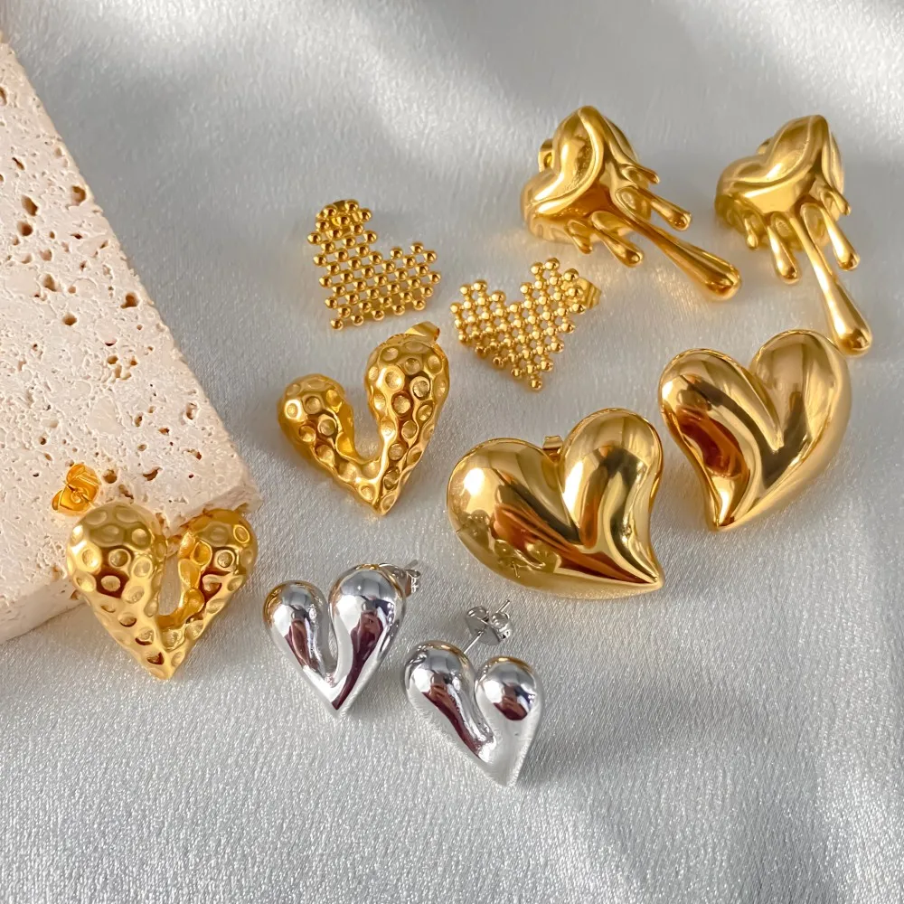 eManco Golden Heart Earrings Set Stainless Steel Stud Piercing Earrings Hip Hop Minimalist Style for Women\'s Jewelry