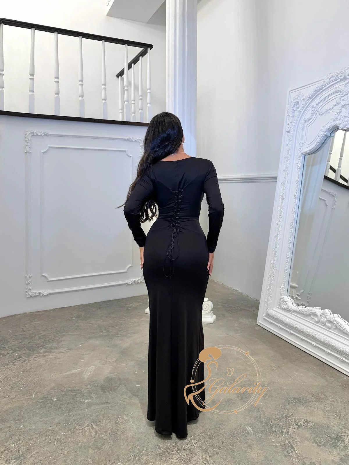 มิซิคูดส์ชุดเดรสออกงานแขนยาวสีดำ 2026 คอเหลี่ยม ผ้ารัดรูป ผูกเชือก ชุดเดรสสำหรับโอกาสพิเศษ ชุดราตรี ชุดงานเลี้ยง แบบสั่งตัด