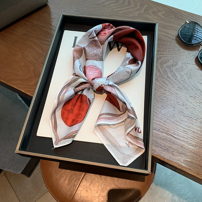 

1 шт., воздушный шар с принтом «Любовь», 70 двусторонний шарф, шаль, модный аксессуар, подарок, зажимы для шарфа для путешествий и выступлений для женщин