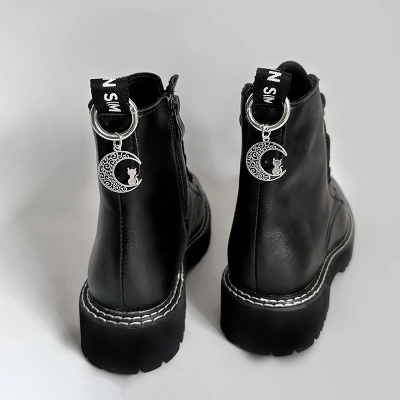 1/2pc Flowers Hearts Martin Boots Pendant Shoes Buckles Decoration Gothic Charms Metal Snap Hook Shoes Accessories Lucky Jewelry