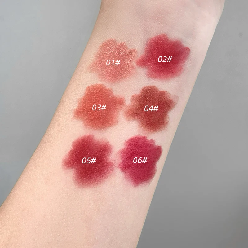 Gege Bear Lip Glaze, Matte Velvet Lip Clay, Onregelmatig Flesontwerp, Langdurige kleur Niet-drogende lippenstift