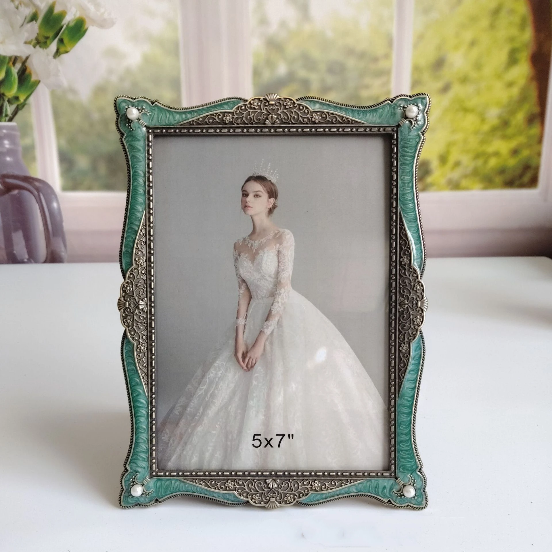 

European Creative Emerald Green Metal Photo Frame Home Tabletop Decoration Party Gift