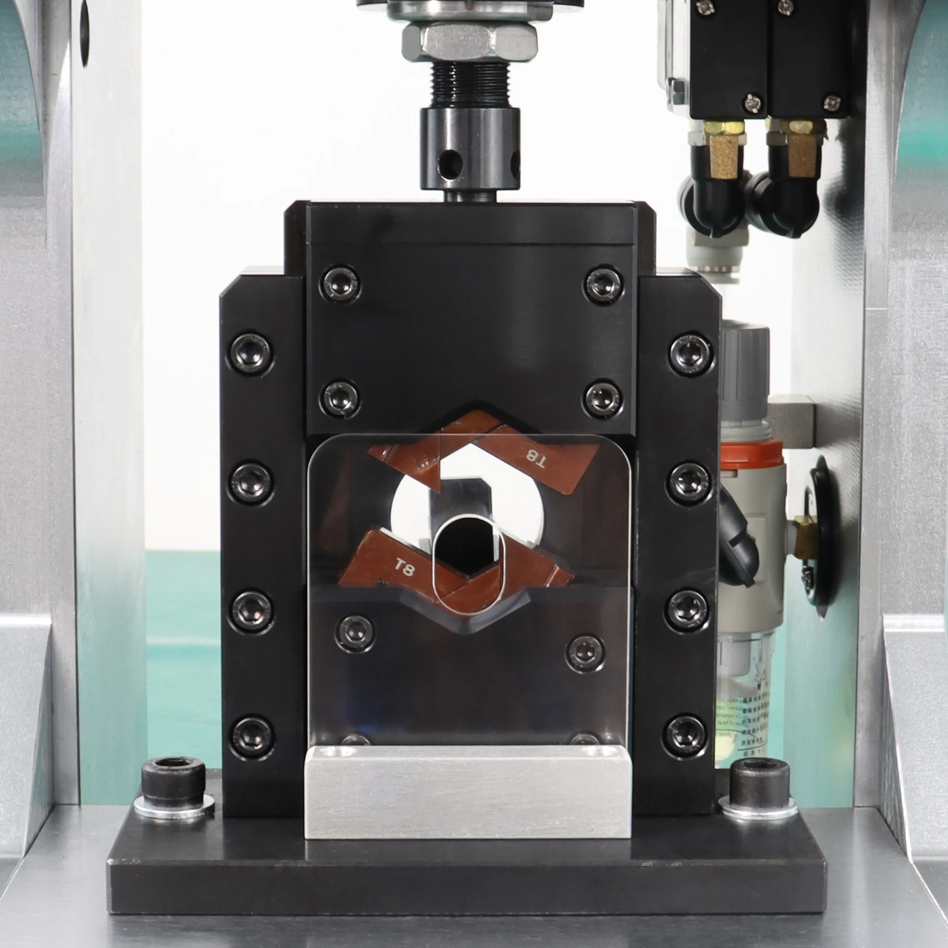 Hexagonal, mold-free hydraulic press FY-535 (6T) terminal machine power cord, electronic cable pressing machine