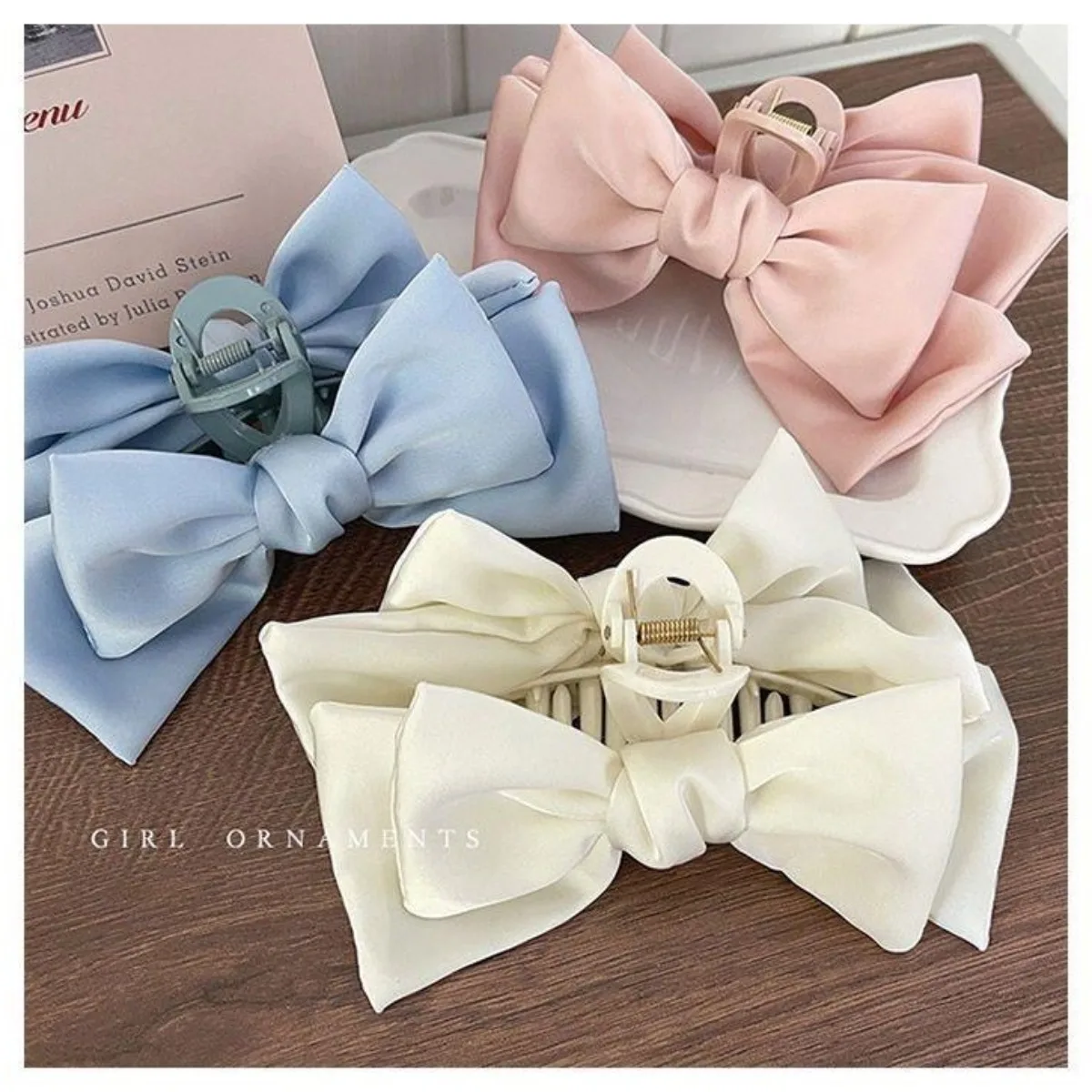 

Bow Hair Claw Clip for Women, Satin Elegant Design for Updo Bun Maker Non-Slip Daily Party Use Accessories