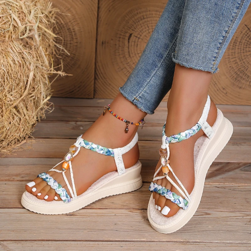 

Женские дизайнерские сандалии с плетеным верхом на среднем каблуке, модные удобные новые прогулочные шлепанцы для женщин