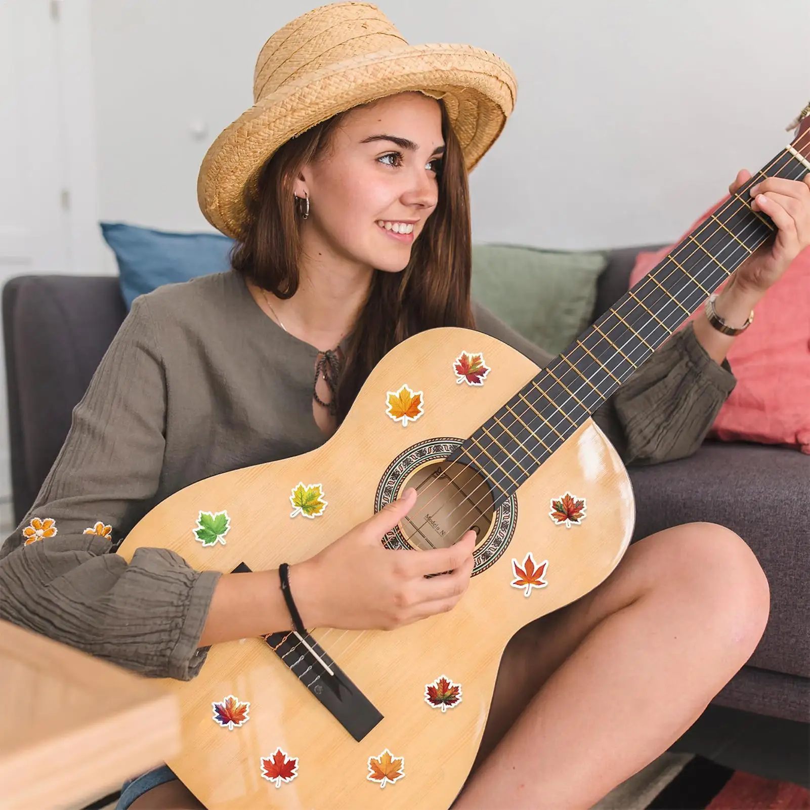 

500 шт., наклейки с кленовым листом, вечерние, рождественские подарочные упаковочные этикетки, скрапбукинг, мультяшные награды, канцелярские наклейки