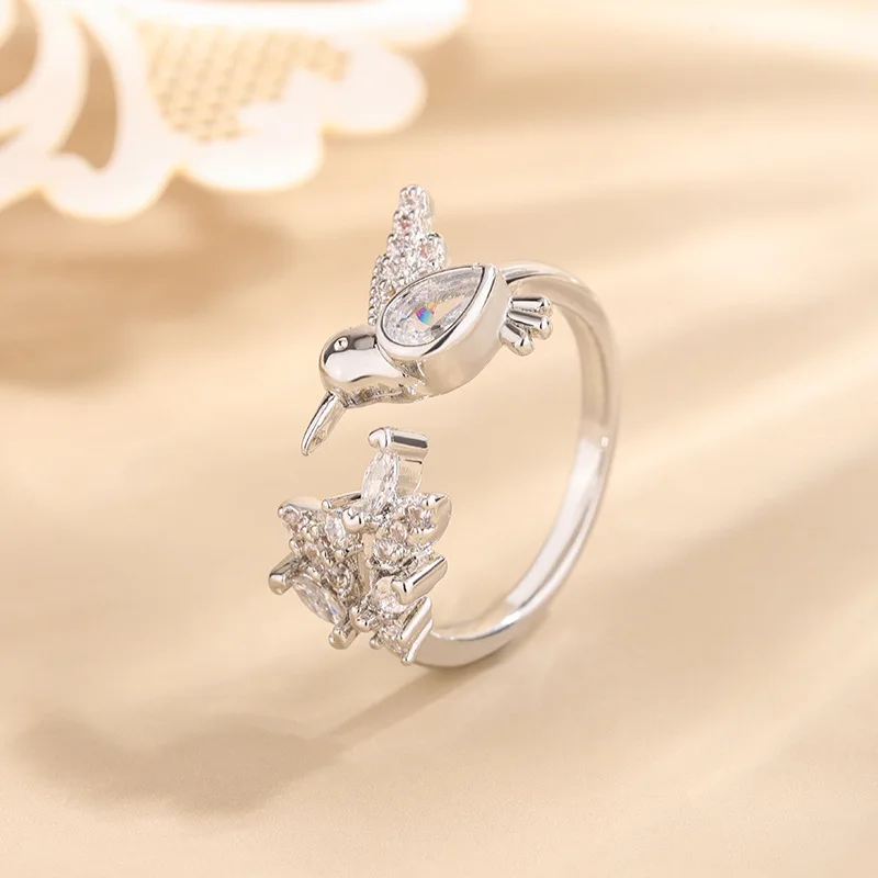 Modischer Eleganter Blätter-Vögel-Diamanten 925 Sterling Silber Schmuck Personalisierte Tier-Öffnungsringe R120
