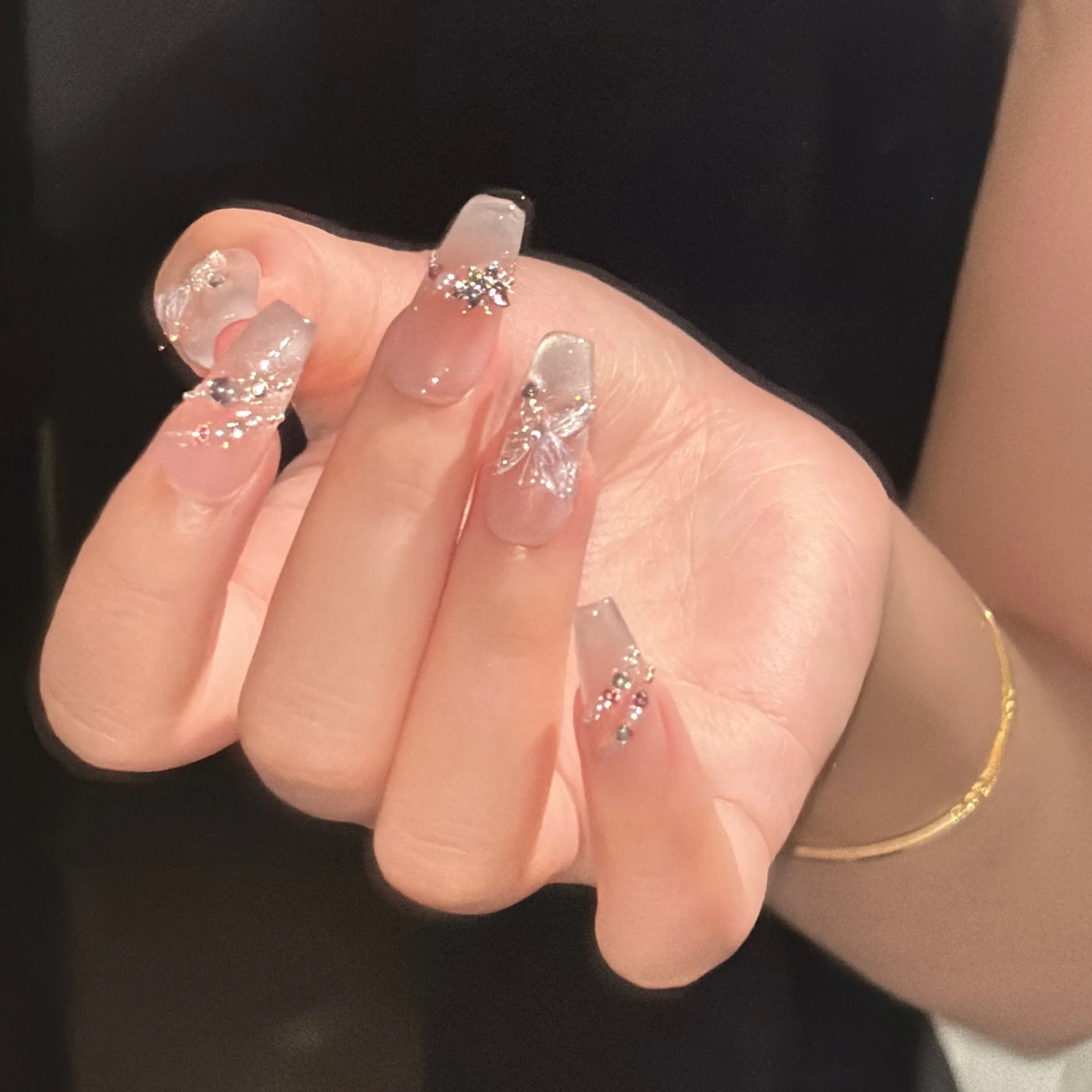 

Handmade Ice Crystal Nail Art Wearable Mirror Eye Removable Adhesive Nail Stiers Pink Color Series from China