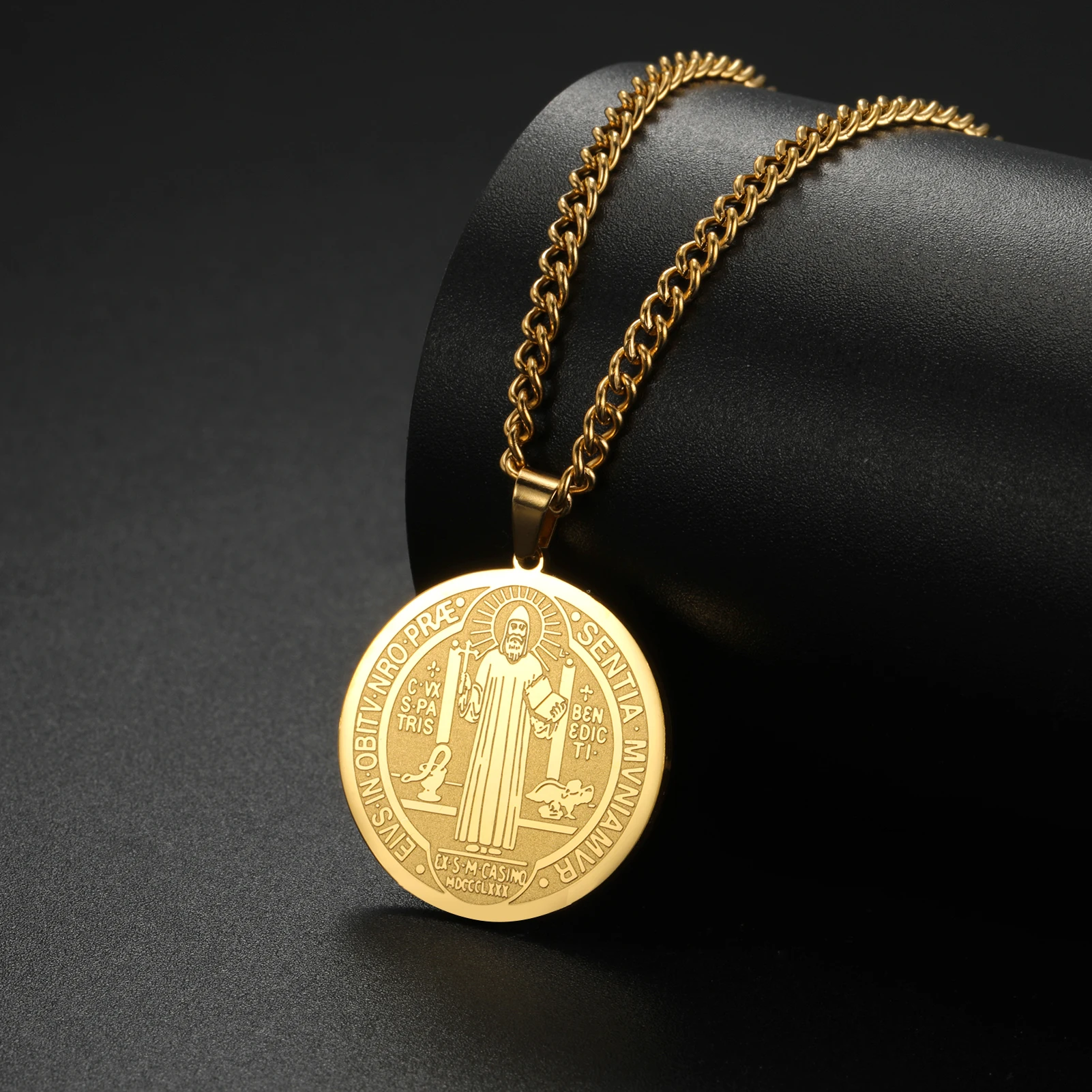 COOLTIME Saint Benedict Medaille Halskette Edelstahl katholischen Medaillon Anhänger Halsreif Vintage San Benito Amulett Schmuck Geschenk – Detail 16