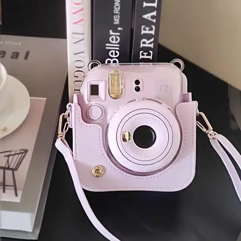 Чехол из искусственной кожи для камеры Instax Mini 12 с плечевым ремнем — изображение продукта