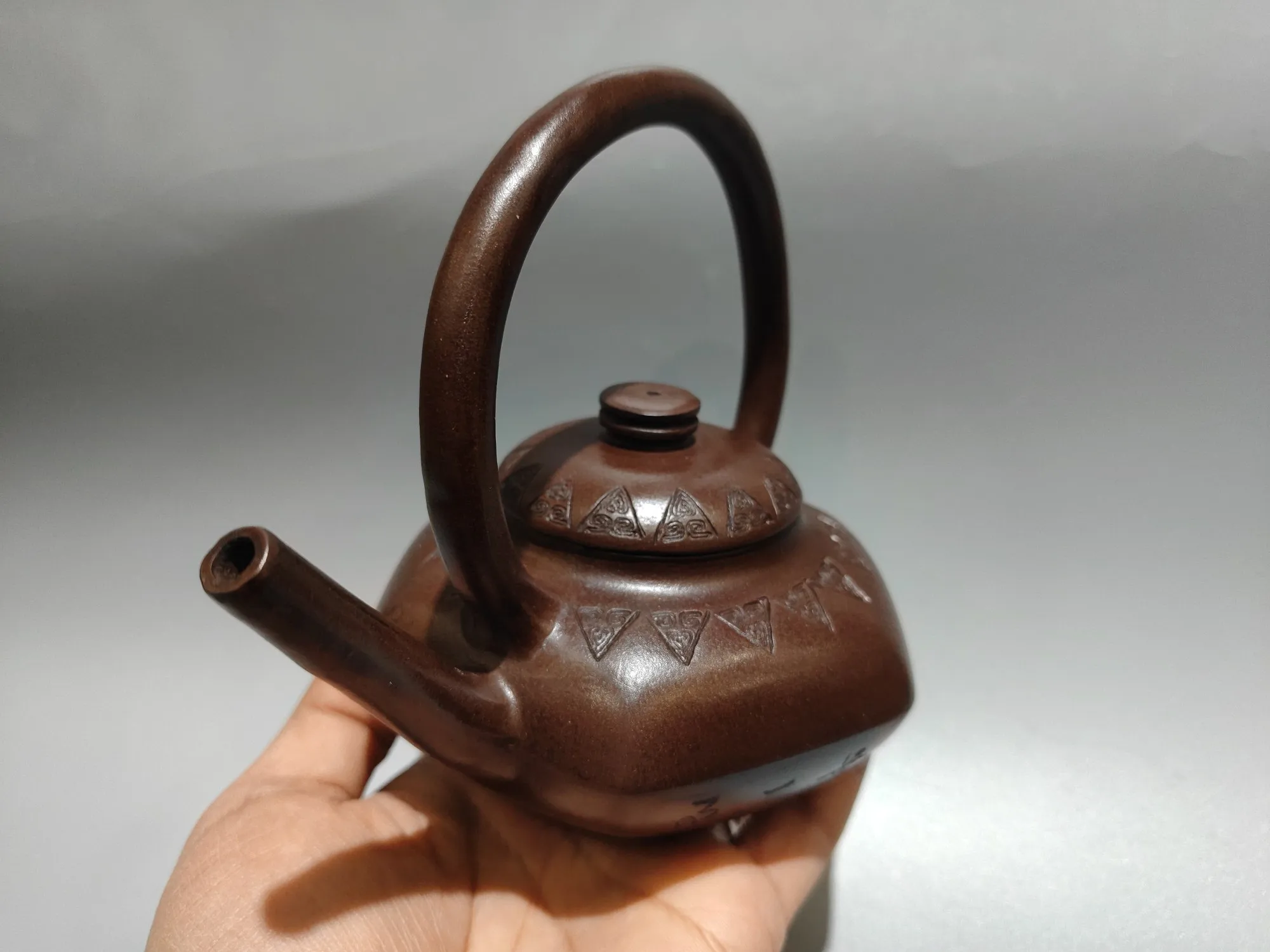 Yixing Purple Clay Teapot engraving pattern Long mouthed teapot Teapot with a handle Kettle Tea Maker Amass wealth