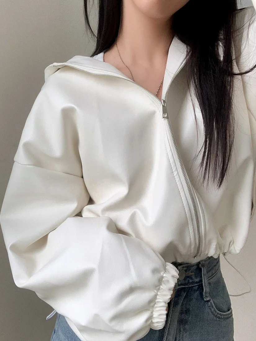 시크한 블랙 가죽 자켓 여성용 레트로 패션 후드 숏 퀼팅 아우터웨어 안티에이징 탑 지퍼 클로저 캐주얼 스타일