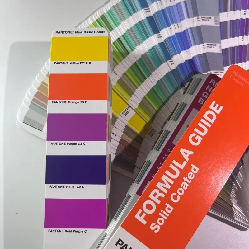 2022 New Version Pantone Formula Coated Color Guide Card GP1601B for Professional Printing and Coating with 2390 Colors