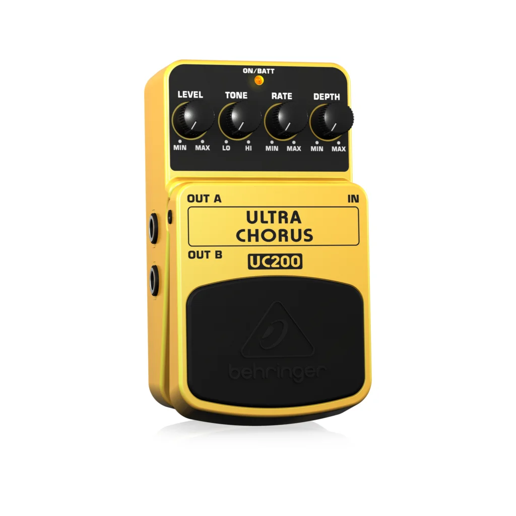 BEHRINGER UC200 Stereo Chorus Effects Pedal with unbelievable stereo effect for dedicated Depth, Rate and Level controls