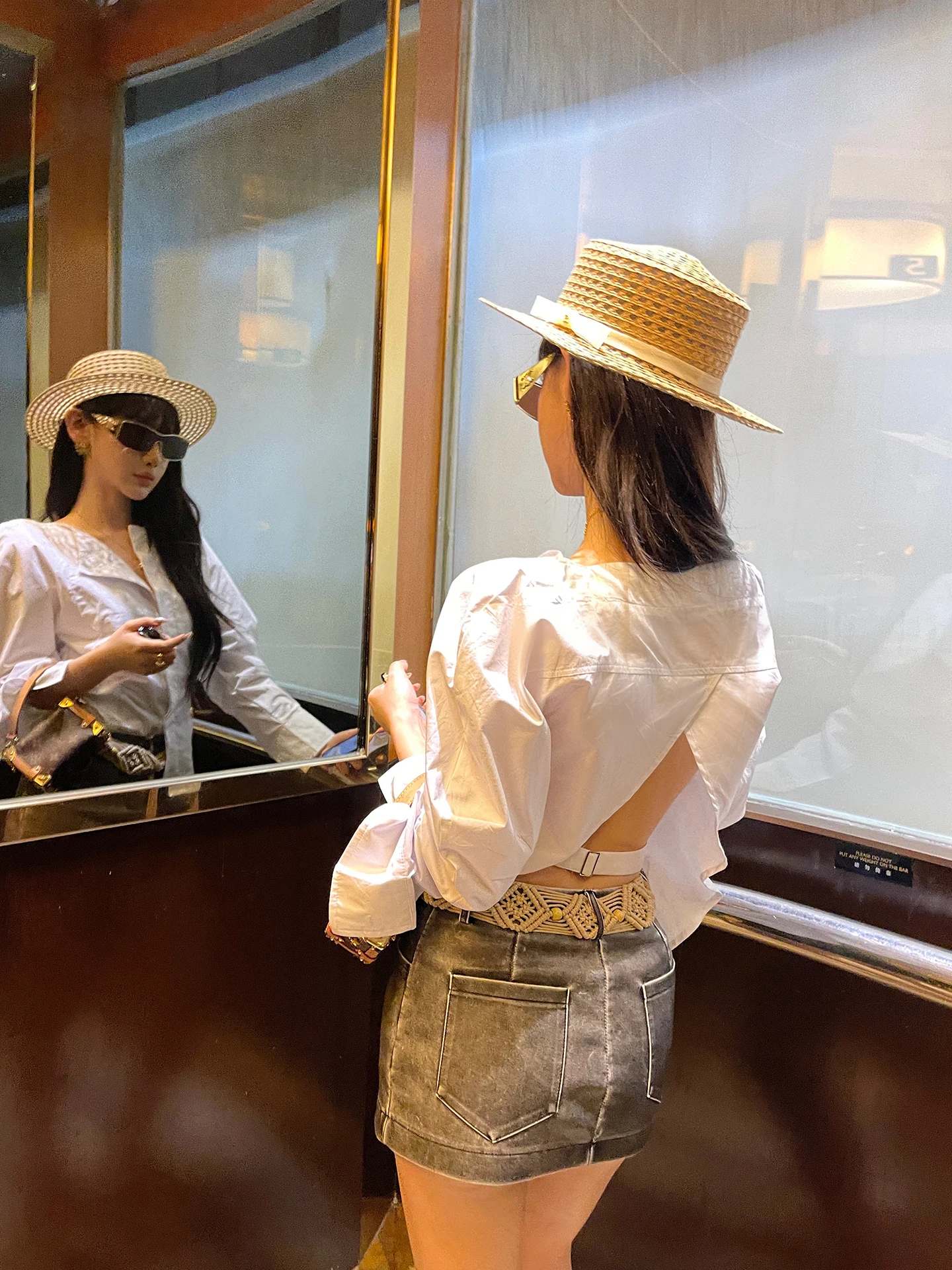 

ChiclyNana White Women's irt Long Sve Bal One-oulder Design Slim Fit Casual Faion Polyester Fiber Thin Model