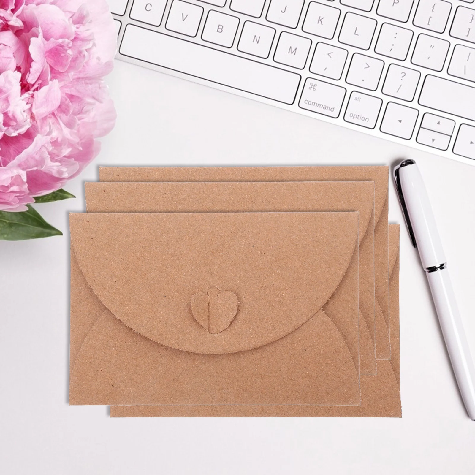 

40Sets Vintage Mini Kraft Paper Envelopes Small Heart Clasp Blank Cards Wedding Invitation Greeting Party Accessories