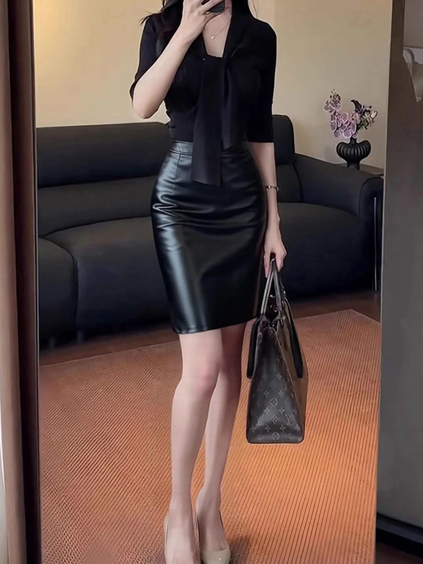 High Waist Slim Fit Commuter High Waist Korean Style Half Skirt Women's Open Split Short Skirt Autumn New Butt Hugging PU Skirt