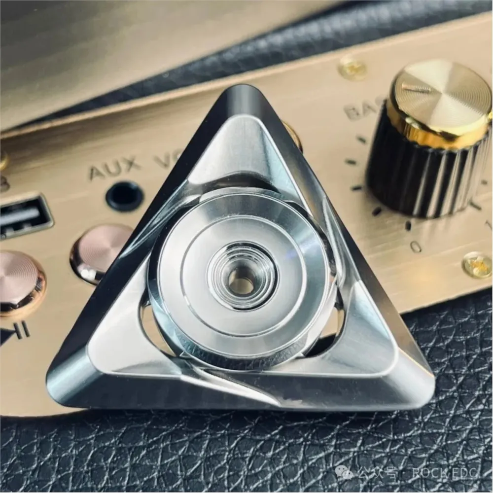 ROCK EDC Ling Guang Fidget Spinner Fidget Spielzeug für Erwachsene Gyro Metall Original Designs Angst Relief Gadgets Fidgeting Spinner
