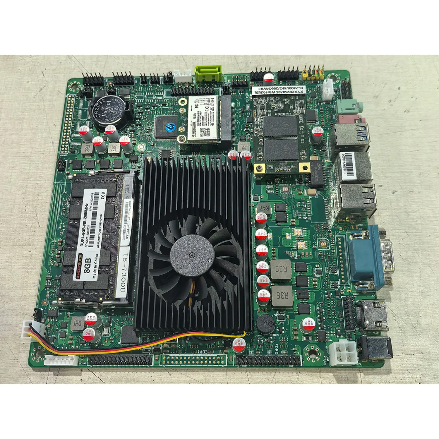 

Материнская плата Win10 I5-7300U DDR4 8 ГБ, твердотельный накопитель 128 ГБ, беспроводная материнская плата для компьютера с высоким разрешением