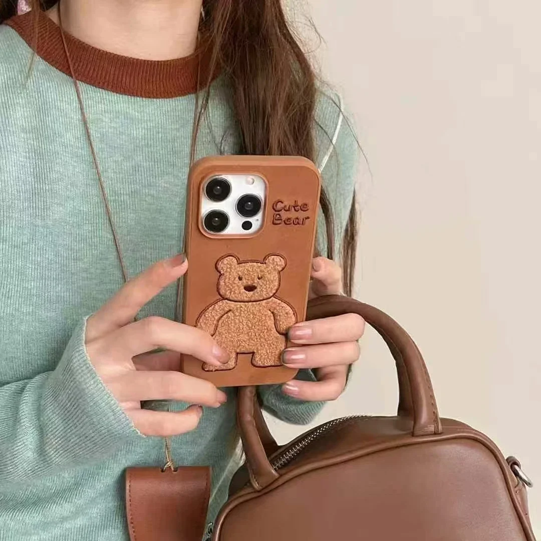 

Leather handheld leather strap Simple plush embroidery Bear for iPhone 13/14/15/16promax mobile case