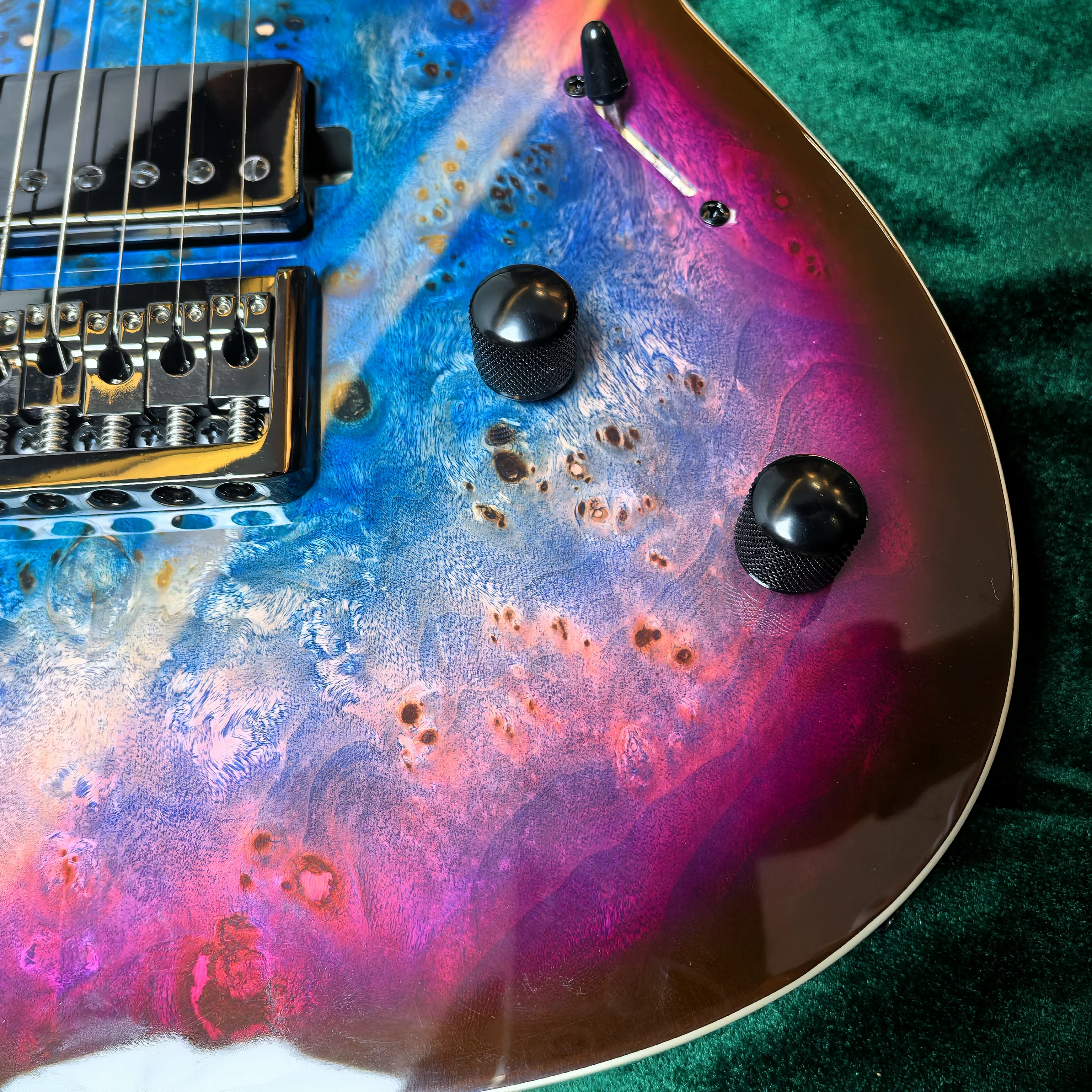 6-حبوب خشبية لحاء شجرة فريدة من نوعها، مزيج من اللون الأحمر والأزرق، تجعل ذلك أكثر جراعاً! السلسلة ملولبة خلف! #2