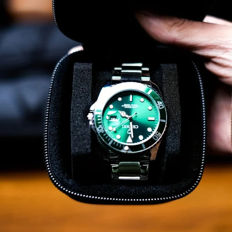 Single Watch Travel Case Fit Large And Small Watches,With Soft Watch Pillow, Hardshell And Compact Watch Box,Safe watch Storage
