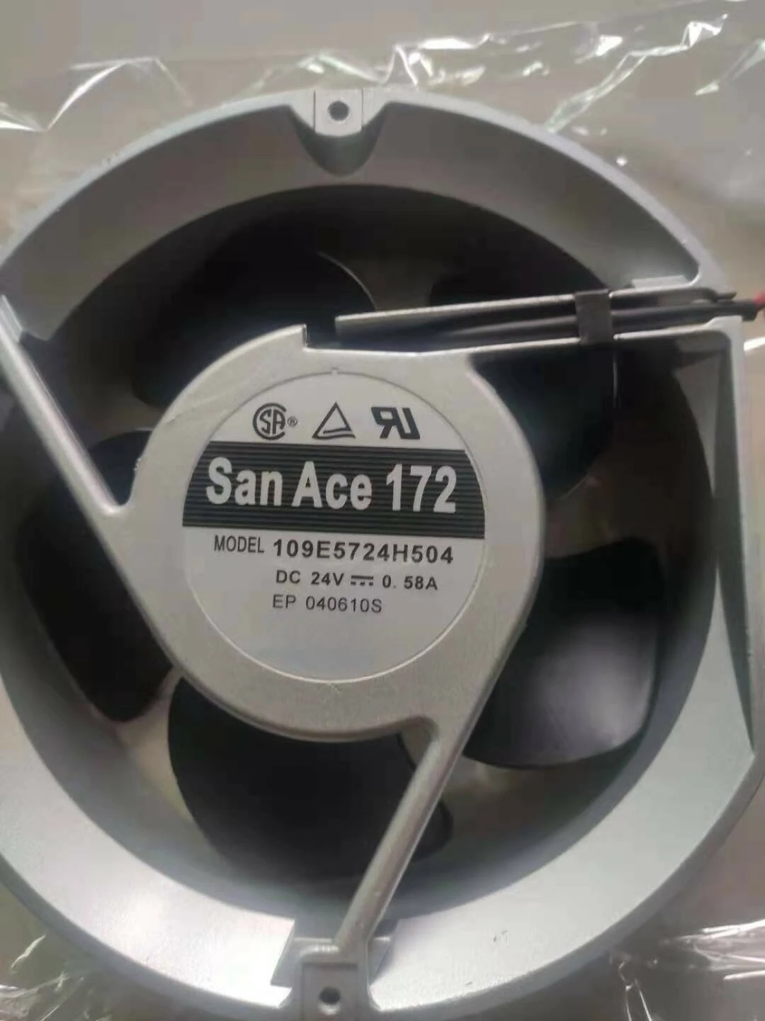 

Для вентилятора SANYO 109E5724H504 DC 24 В 172*150*51 мм 17 см 3-контактный алюминиевый каркас