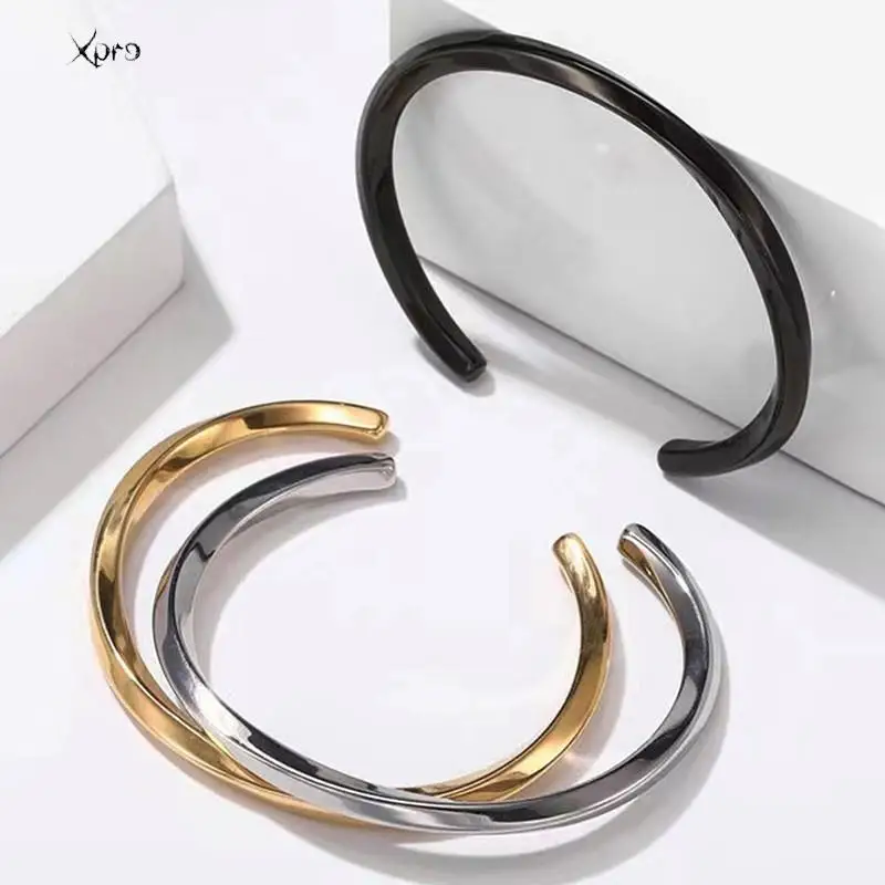 2023 New Simple Twisted Stainless Steel Open Bangles for Men Delicate Silver Color Cuff Bracelet Fashion Casual Party Jewelry