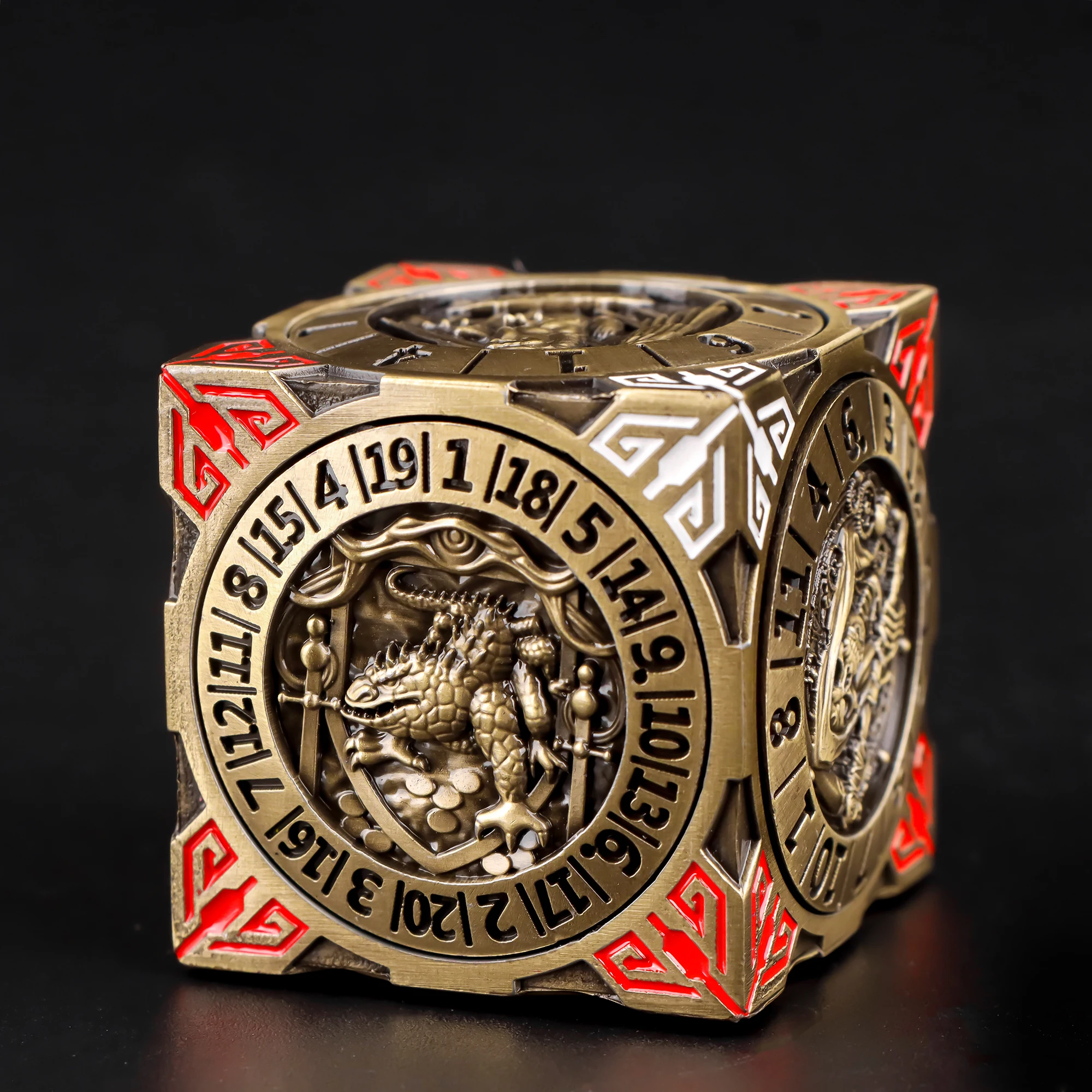 

6-сторонняя прямоугольная вращающаяся подставка для витрины для спорта и развлечений