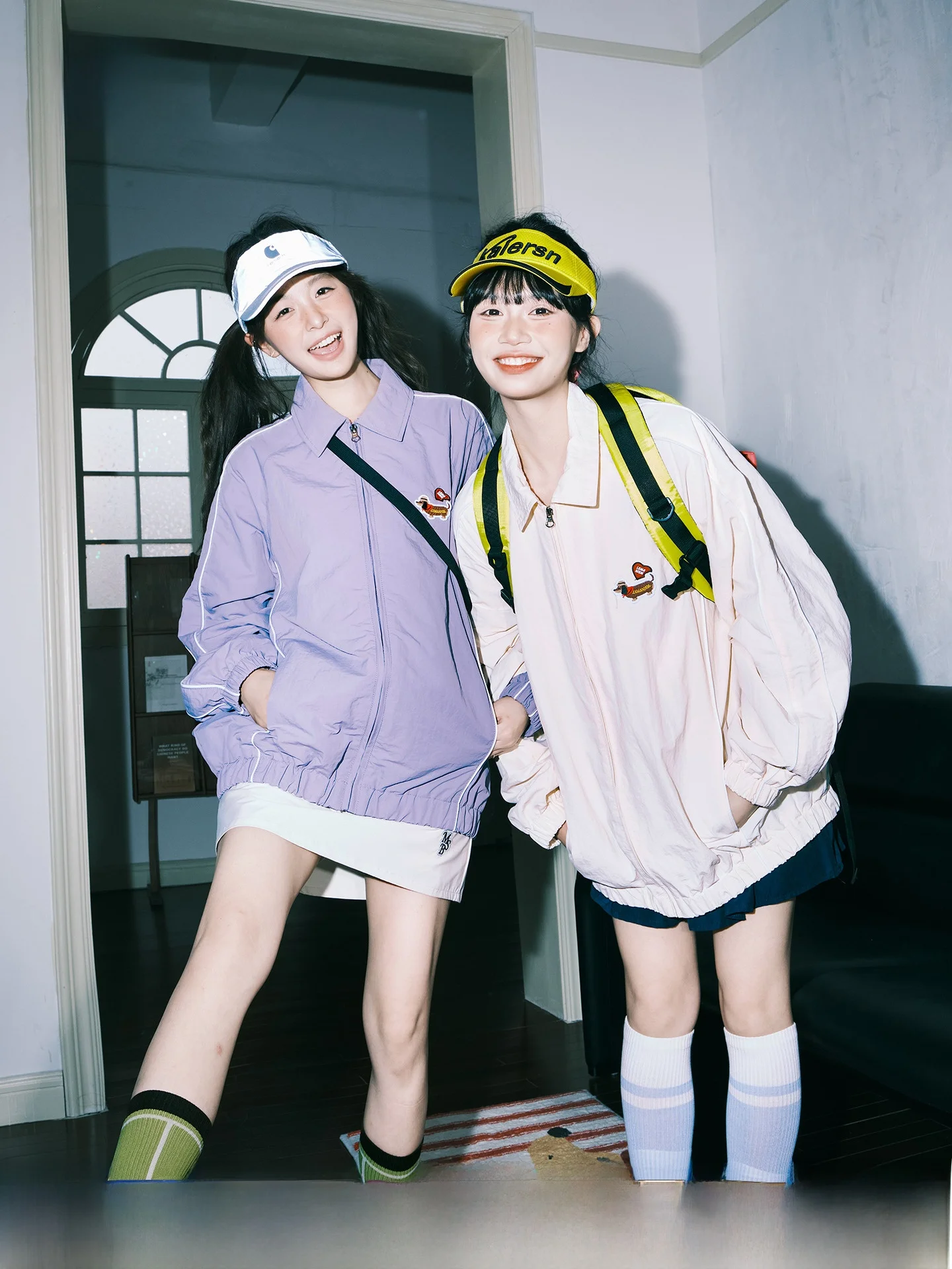 

Lemanism Trendy Sausage Dog Line Jaet Свободная верхняя одежда для мужчин и женщин Весенне-осенний сезон Пара Sle Zipper Closure Lo...