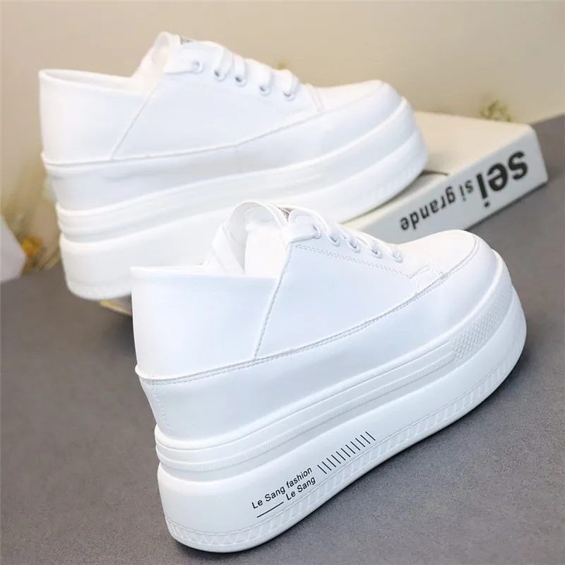 Loose cake bottom summer versatile breathable small white shoes leather upper thick sole plank inside high size women\'s shoes