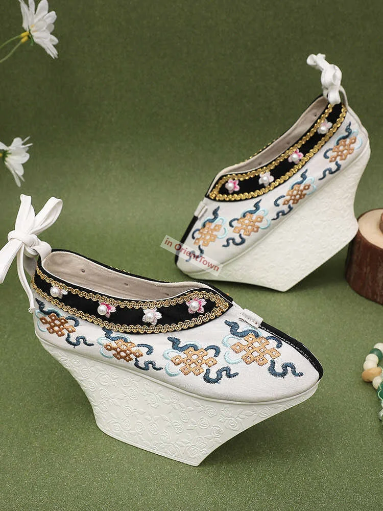 Opera's Bloempot Bodem Schoen Manchu Noble Flag Schoen Palace Keizerlijke Concubine Schoenen Paard Gezicht Rok Dikke Bodem Schoeisel