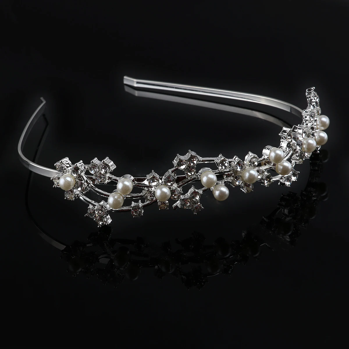 

Wedding Hairb Alloy Rhinestone Wedding Hair Barrettes Lady Tiara Pearl Flower Design Lady Tiara Bridal Loop Hairstyles