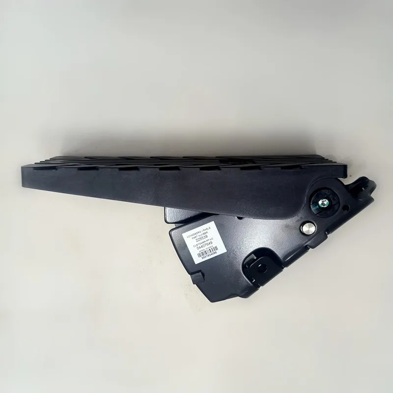 

Оригинальная педаль акселератора 04407649 для двигателя Deutz Technical BF6M2013 TCD2013L04 2 В