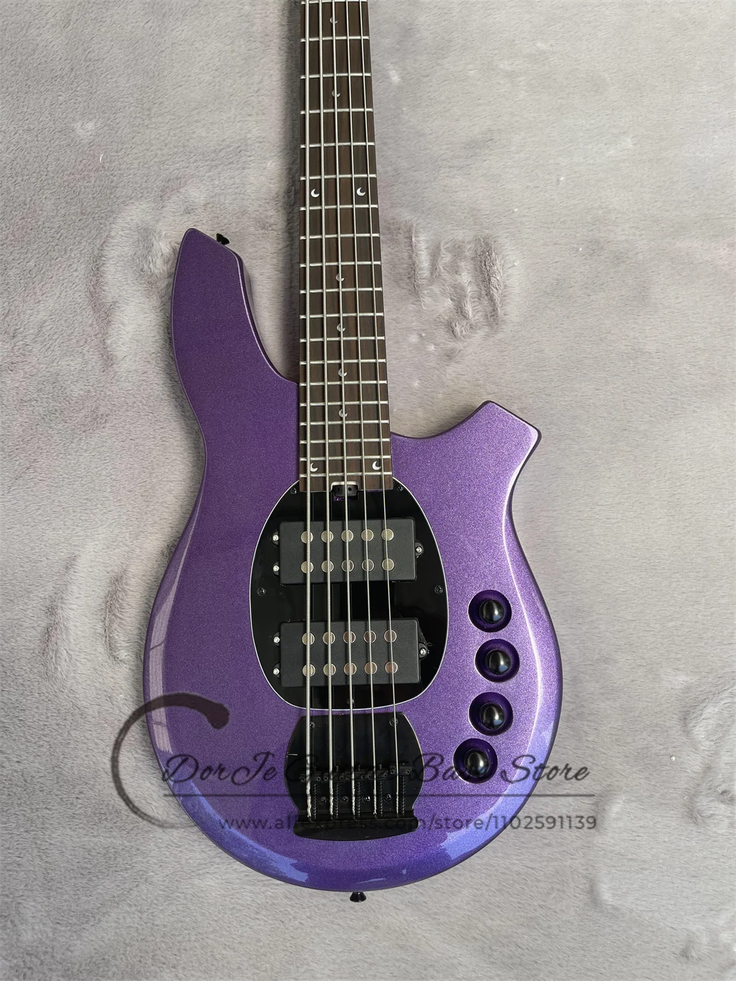 Metal Purple Bass Guitar Bon Body Rosewood Fingerboard Moon Inlay Active Battery Fixed Bridge Black Tuners