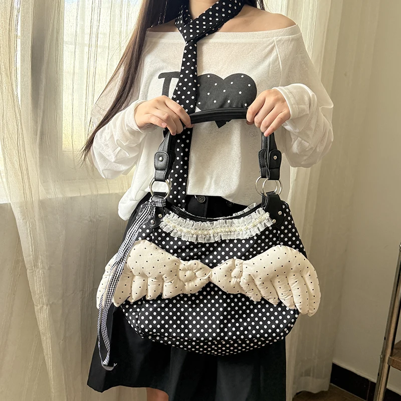 

Сумка-тоут Y2k с крыльями ангела и принтом в горошек, Harajuku Kawaii, большая вместительная сумка на плечо, повседневная сумка через плечо для женщин, которую можно носить двумя способами.