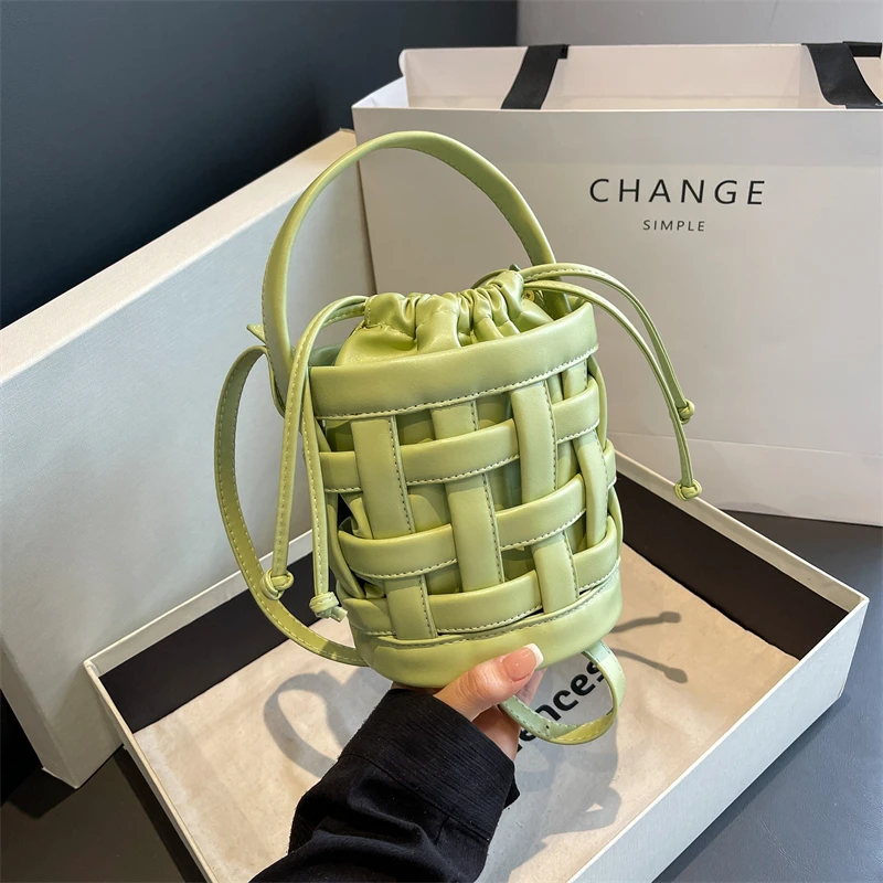 Hollow Out PU Bucket Hand Bags Solid String High Quality Shoulder and Crossbody Bags for Women 2024 Fashion Designer Style