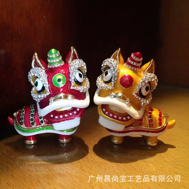 

Alloy handicrafts, classical Chinese ethnic style lion dance, lion awakening, new Chinese style ornaments