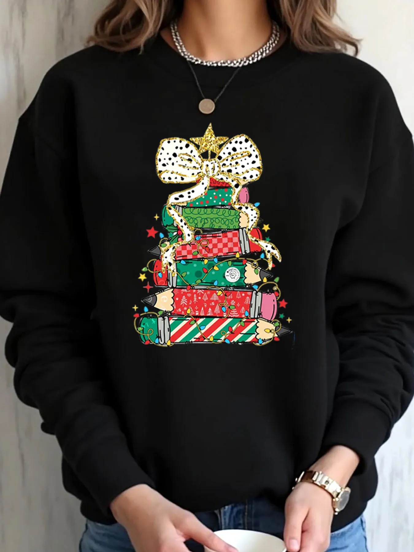 女性用オーバーサイズスウェットシャツ クリスマスギフト スタックプリント アウトドアウェア