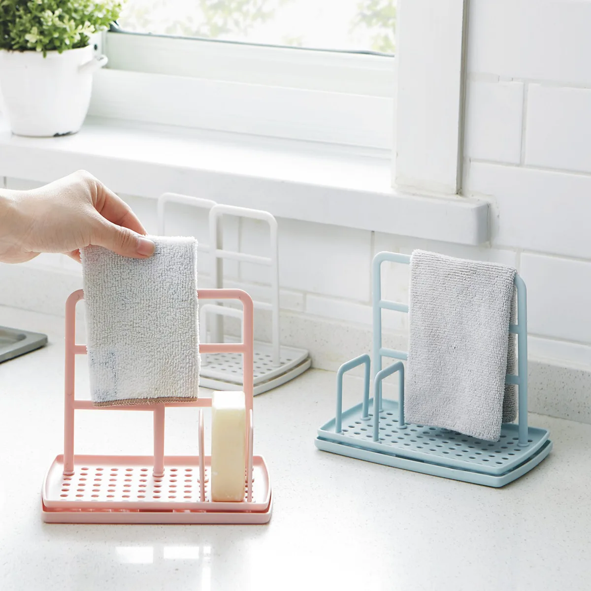 Kitchen Faucet Sink Sponge Rack Stand Plastic Sponge Towel Holder Scouring Pad Dishwash Kitchen Organizer Cloth Drain Basket