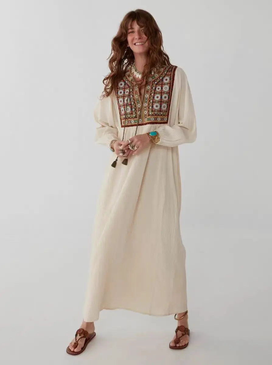 Women's retro ethnic style embroidered long sleeved dress