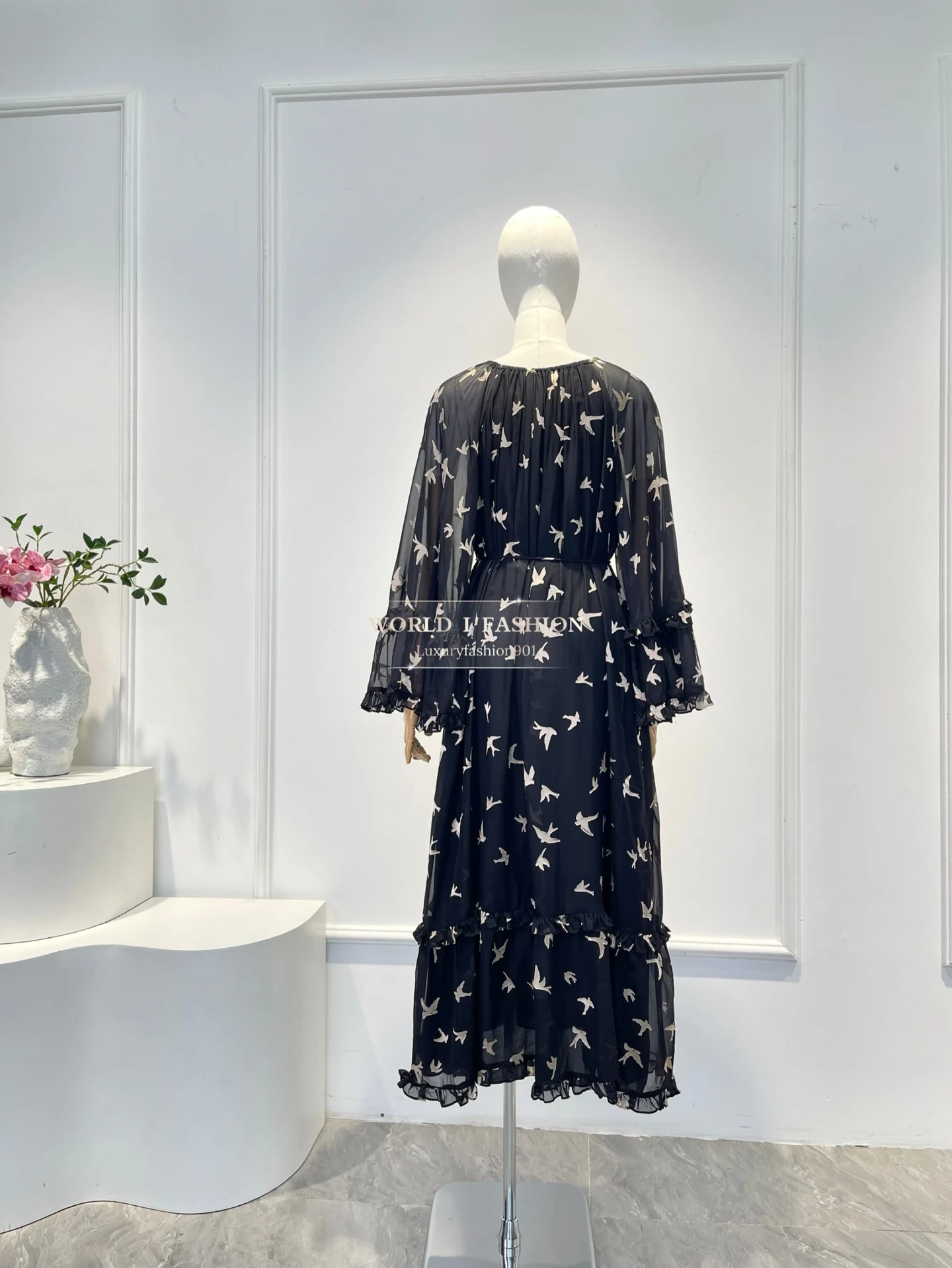 

2025 Woman Clothing Elegant Party Dresses Black Long Sleeve Ruffles Floral Print Midi Dress