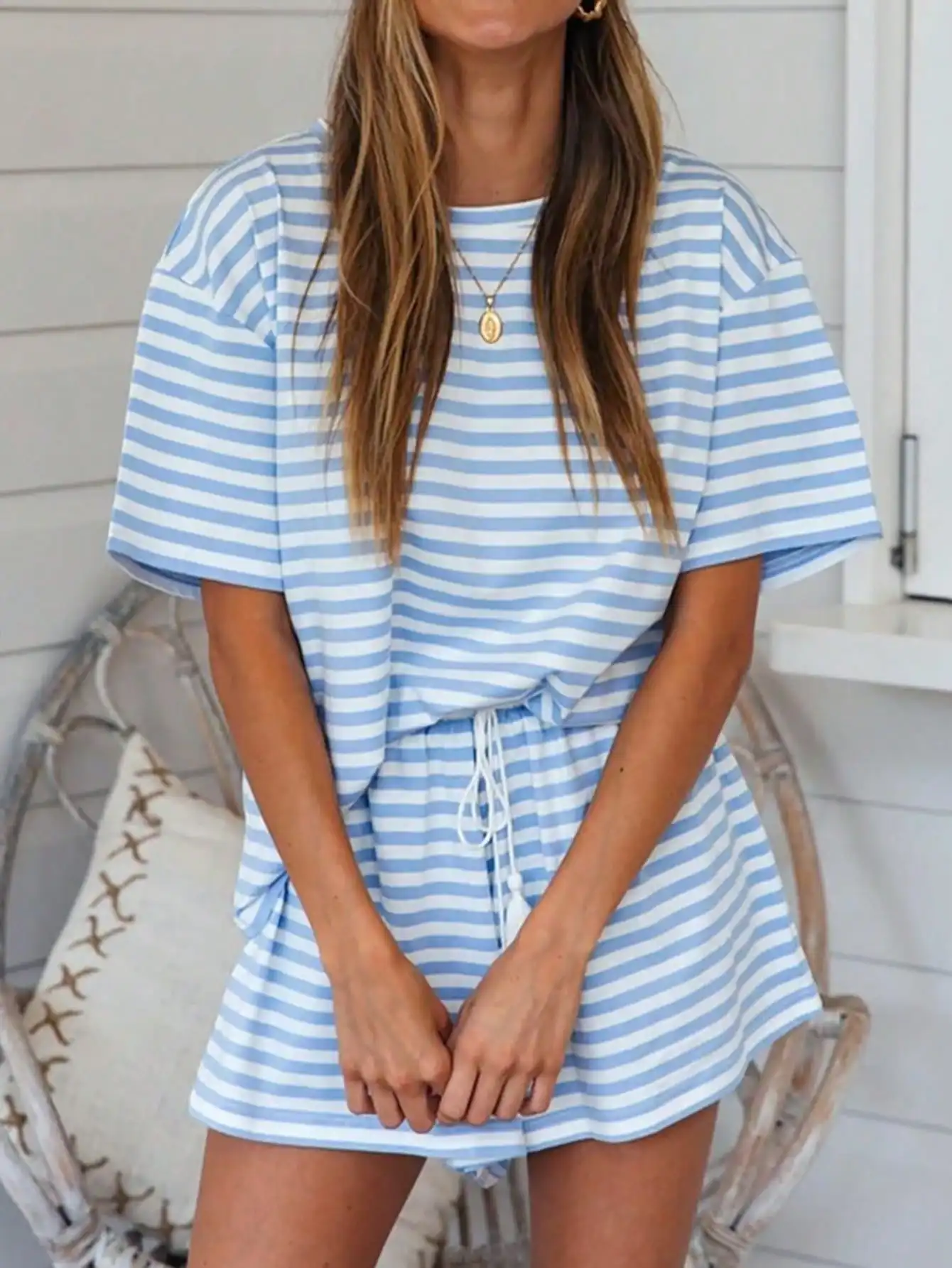 

Women's Blue and White Striped 2-Piece Lounge Set with Drawstring Waist