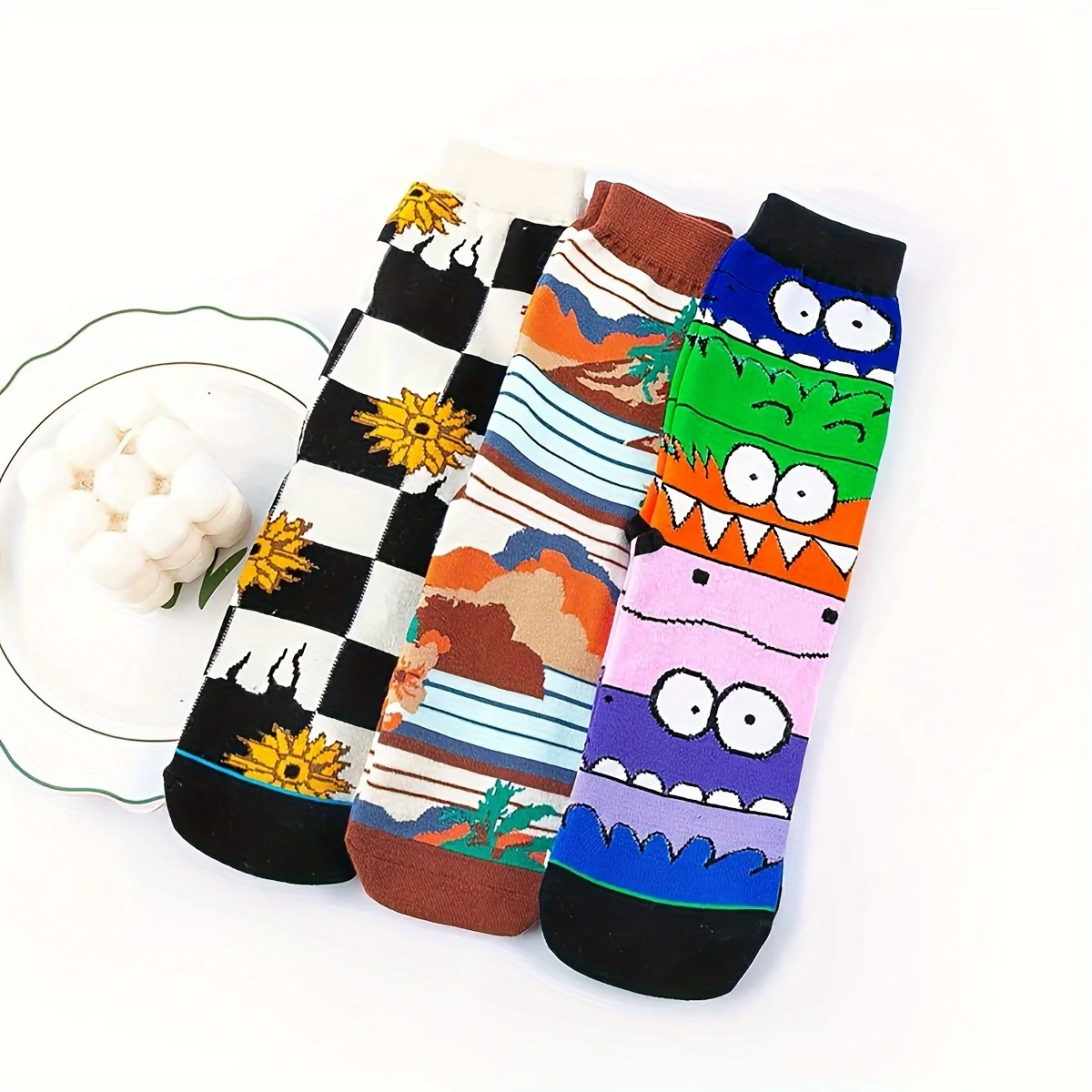 1 Paar Unisex-Socken mit Cartoon-Monster-Aufdruck, trendige, bequeme Mid-Tube-Damensocken, Anzug für alle Jahreszeiten